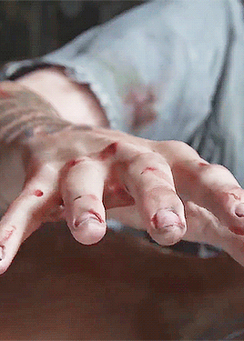Ellie + Hands Bc Im Gay