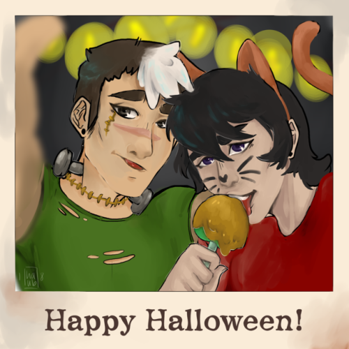 haub18:Sheith Halloween @vldexchange for @auxari They got some tasty candy apples after trick-or-tre