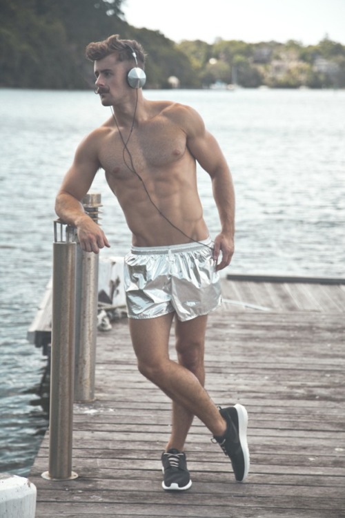 juniorochoa:  Nathan McCallum x fashionising.com Photo by: Jake Weisz