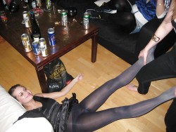 phose1:  Candid in pantyhose ;)