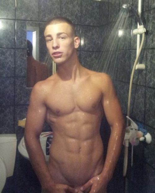 colungafrank:  19 yo Italian Escort 