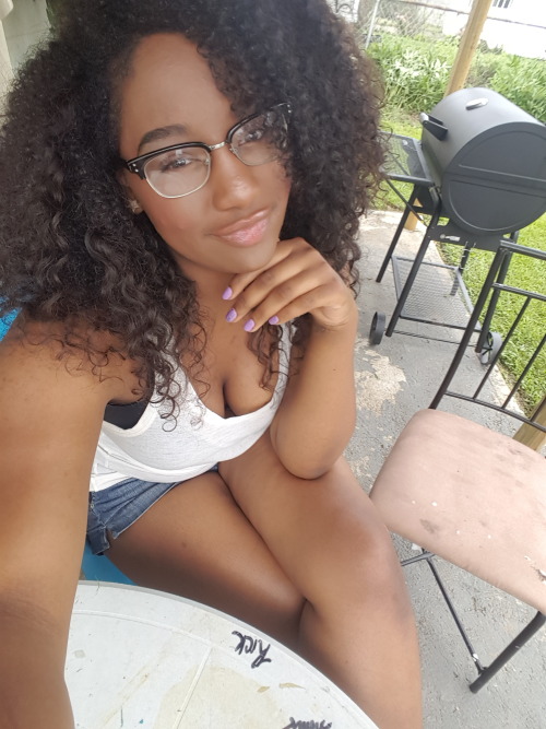 blackgirlsrpretty2:  Face of the Week:  IG: adult photos