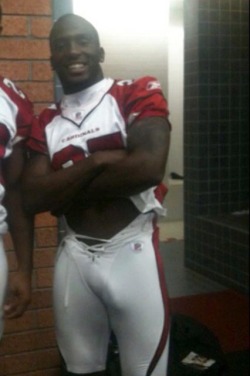 ethnicmen:  Big Black Bulge….Follow the hottest Ethnic Men!