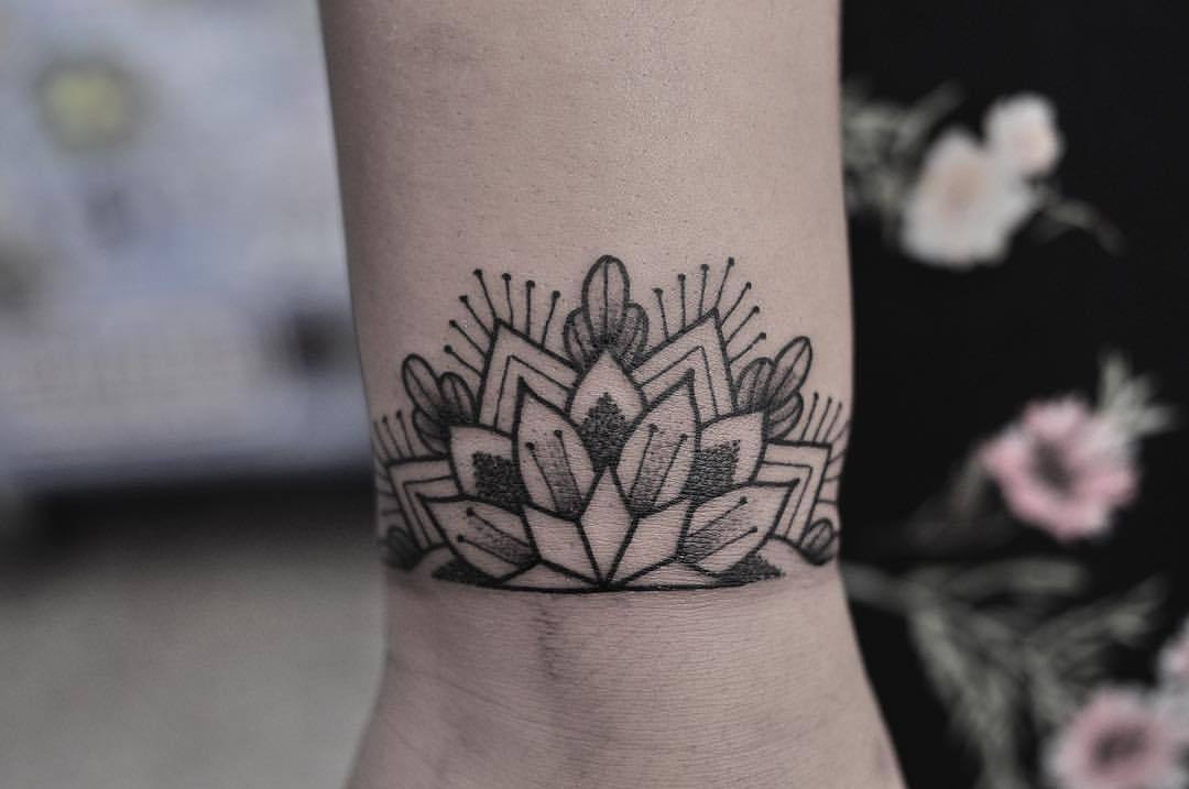 chris jones tattooer on Tumblr: Half Mandala on the wrist for Louise,  thankyou! Done @vicmarkettattoo - - - - - - - - - - #chrisjonestattooer  #vicmarkettattoo...