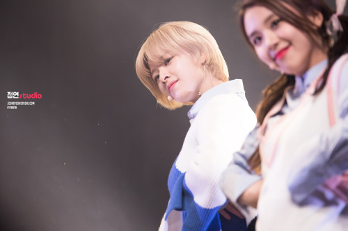 fy-jeongyeon: © Jeongyeon Studio | Do not edit.