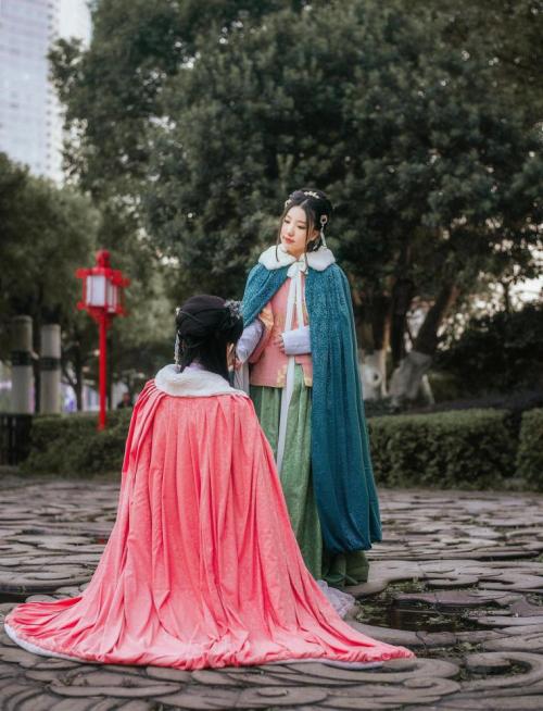 Traditional Chinese hanfu by 承夏留仙