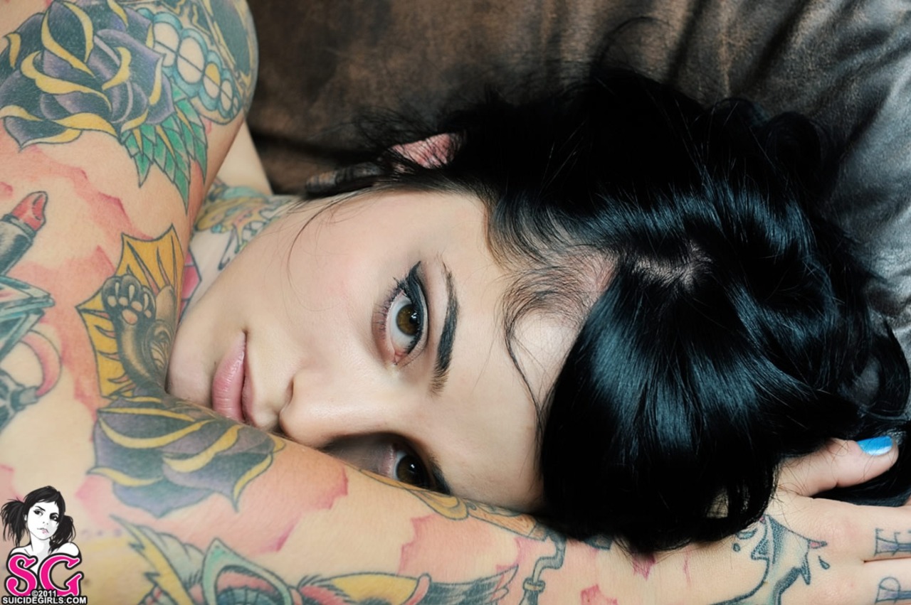 drfizzygood:  Radeo Suicide’s ‘Ricorda me’ set. 