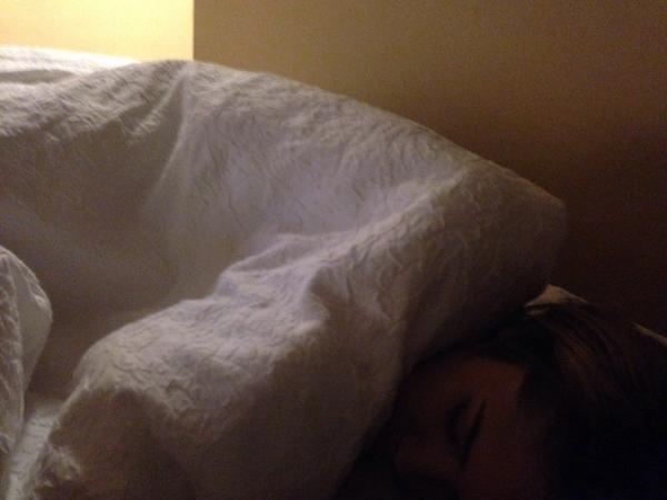 mizzjasminevillegasnewz:  “@JASMINEVILLEGAS: #naptime” You’re slumped