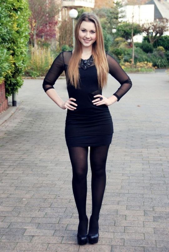 p-a-n-t-y-h-o-s-e:Follow for more of the hottest girls in nylon