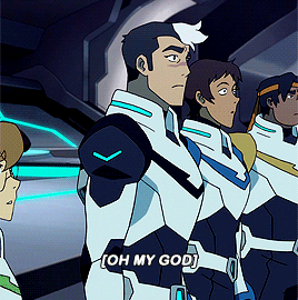 shirogaenes:It’s a black paladin thing.