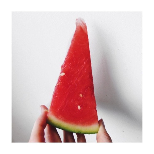 Cold watermelon & hot summer days• • • #Watermelon #SummerDays #Yum #ChronicLyme #LymeDisease 