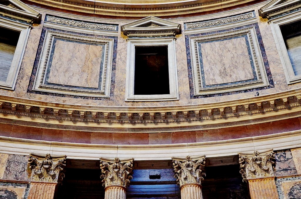 last-of-the-romans: Interior of the Pantheon, Rome. 