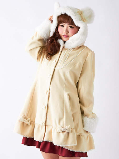 mearsiedoats:lapinchocolat: Bear Coat by Plumprimo -  ¥6,000 (~$50) They specialize in plu