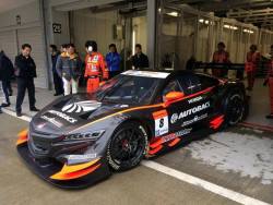 hartbrakeace:  flat6ix:  Autobacs Super GT