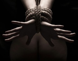 sensual-bondage-zniewolenie.tumblr.com post