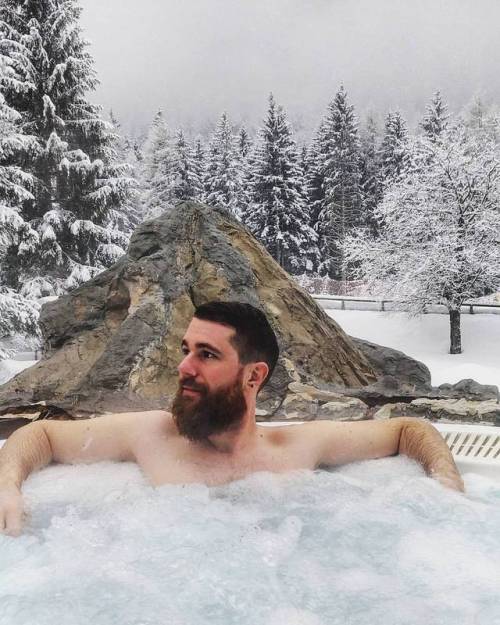 Enjoy the snow #spa #latanadellorso #spa #labellavita #pontedilegno #adamelloski #adamello #snowlove