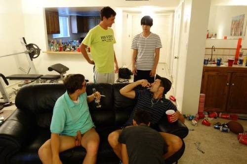 biblogdude:  My kind of party. Let me join in bros