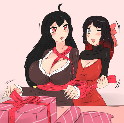  Summer and Raven wrapping up the gifts for the Christmas party 