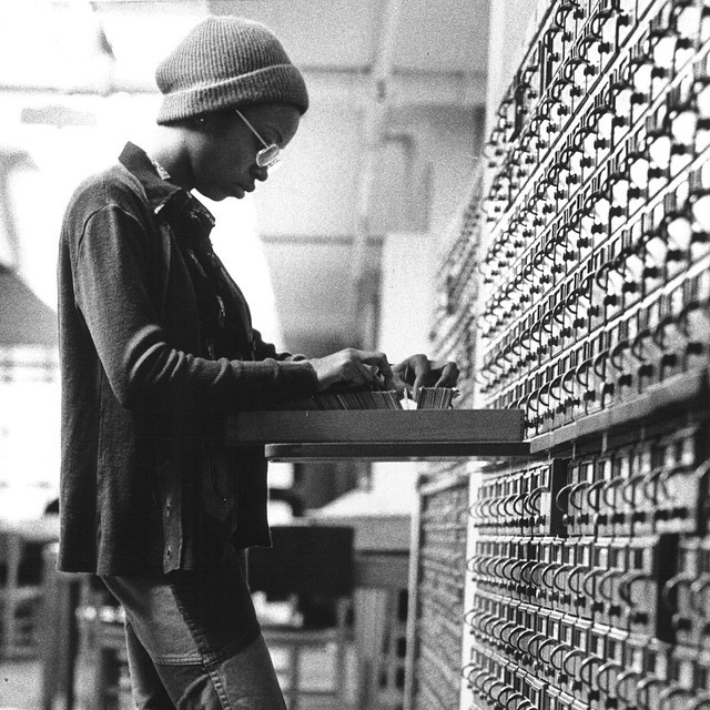 I faved http://ift.tt/1qD89VO
by Instagram pal
vintagetribune
“Before you could Google it: A young woman uses the card catalog for research at the temporary (but long-term) Chicago Public Library branch inside the Mandel Building, 425 N. Michigan...