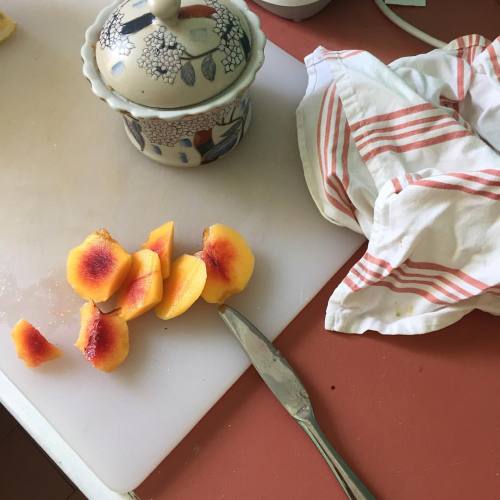 s-un-rise:  mmm makes me think of summer