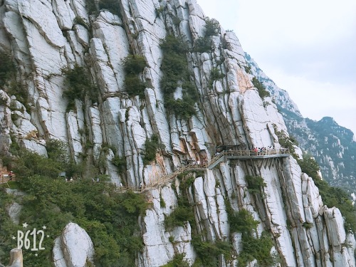 SongshanThese incredible rocks make up what is known as Shuce Cliff, one small part of the Songshan 