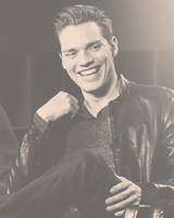 wintarsfell:  endless list of flawless people → Dominic Sherwood 