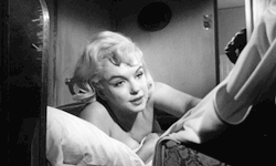 jacquesdemys:  Marilyn Monroe in The Misfits