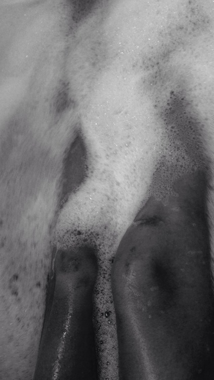 frragilebones:  Im drowning in the inside, but floating on the outside