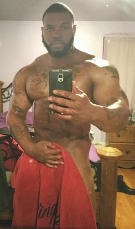 fcsdtrmntn:  @blackstripperworshippers