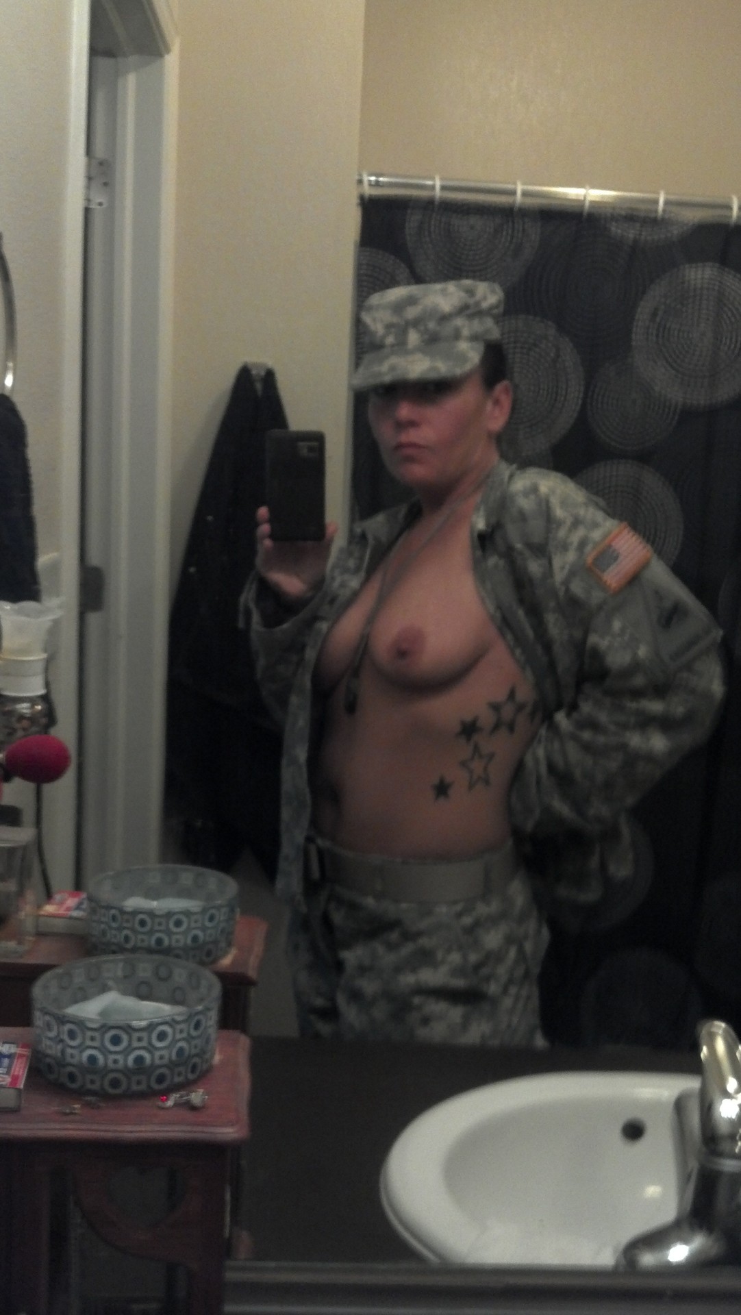 infantrydude1:  1st Armor slut 