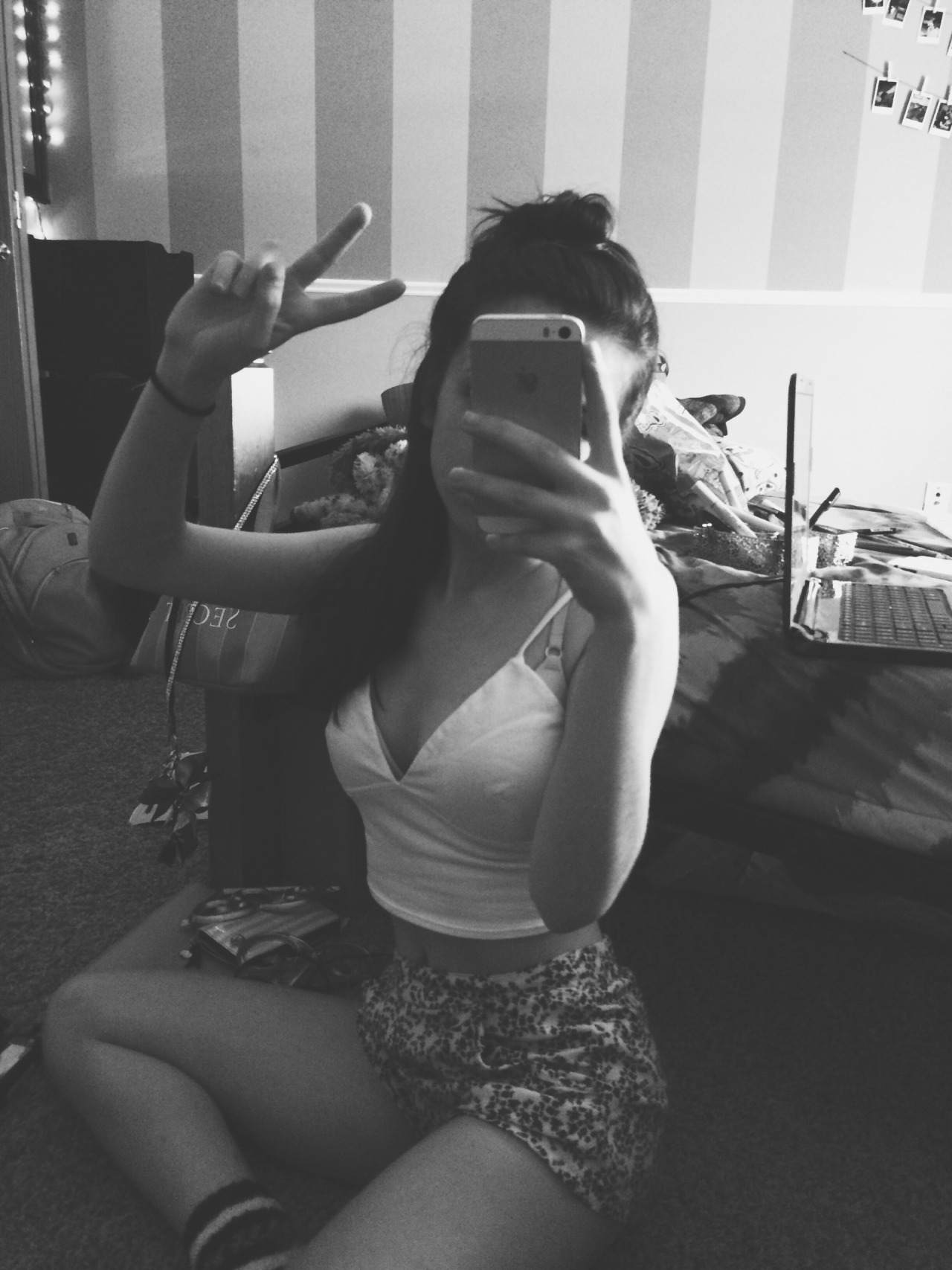 theshitid0ntlike:  Love to hate me