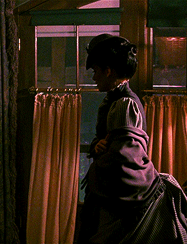 cinemaspam:Bram Stoker’s Dracula (1992) dir. Francis Ford Coppola– costume design