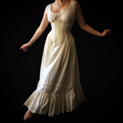 Petticoat in motion- our Peasant Petticoat worn here with our waist cinch and sleeveless chemise. #p