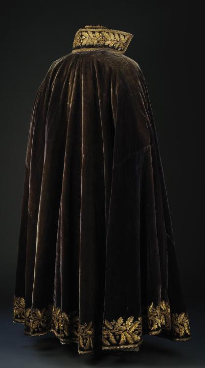fapoleon-bonerparte:Michel Ney ‘s Imperial Marshal ceremonial attire