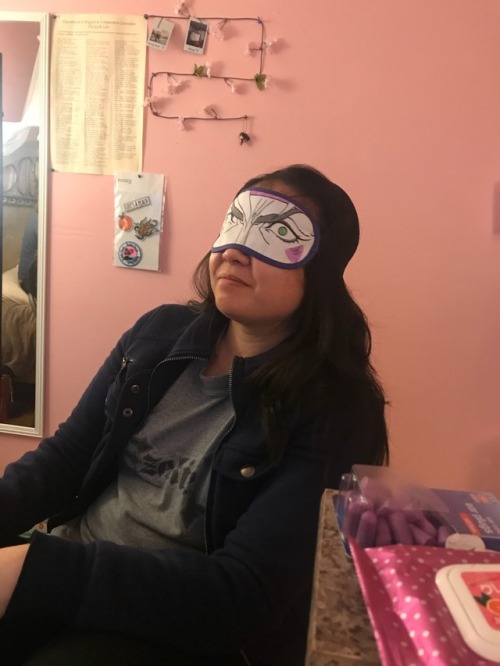 @mellowyellowcream wearing my jjba sleep mask