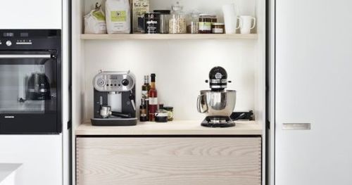 #BagoesTeakFurniture Great idea. Cupboard doors fold into cupboard exposing bench with big appliance