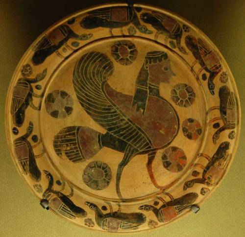 pink-lemonade-rose:“Siren, Boeotian black-figure dish, ca. 570/60 BC, found in Tanagra.&ld