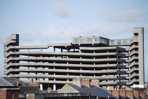 evilbuildingsblog:  Gateshead “Get Carter” multi-storey car park.