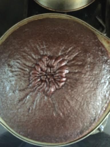 blackauhtan:  Beautiful chocolate butthole ready to be eaten.