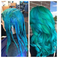 scissor-happy:  Trust the process 💙 #lyssdidmyhair #imakemermaids #mermaidhair  (at Hair by Alyssa Wiener) 