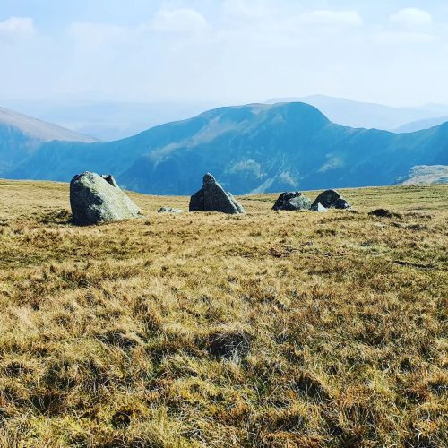 Walking from Bethesda to Cwm Eigiau, tracing the journey of three men in January 1865, walking to fi