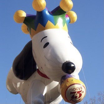 eileenleahy:eileenleahy:no i dont care about the macys day parade but. the snoopy