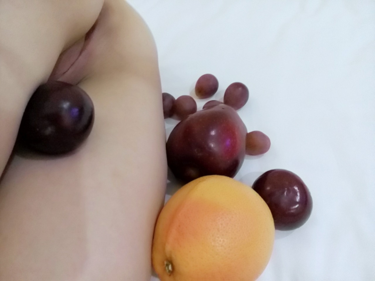 huabaobaobaby18:  抱歉发到现在才出来，汤一直打不开。也是老照片，只是无码了。