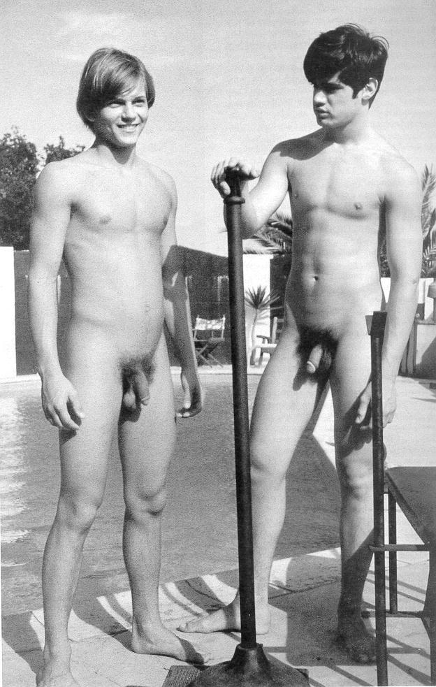 speedo lycra pants nude