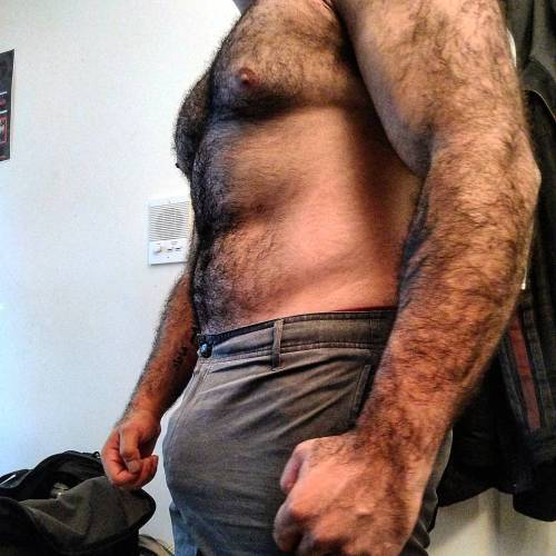 yummyhairydudes:  YUM! For MORE HOT HAIRY guys-Check out my OTHER Tumblr page:http://www.hairyonholiday.tumblr.com  Hairy, muscular and an awesome bulge - just the way I like - WOOF