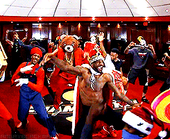 theicewaterjoneseffect:  stringerbells-deactivated202105: Harlem Shake - Miami Heat Edition (x)  Not a Heat fan, but this is major! 
