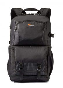 A Guide to the Top 15 Best Camera Bags and How To Choose in 2019