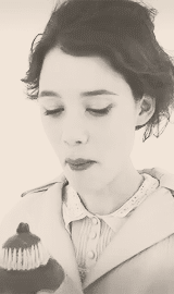 nostalgic-random-thoughts: Astrid Berges-Frisbey.
