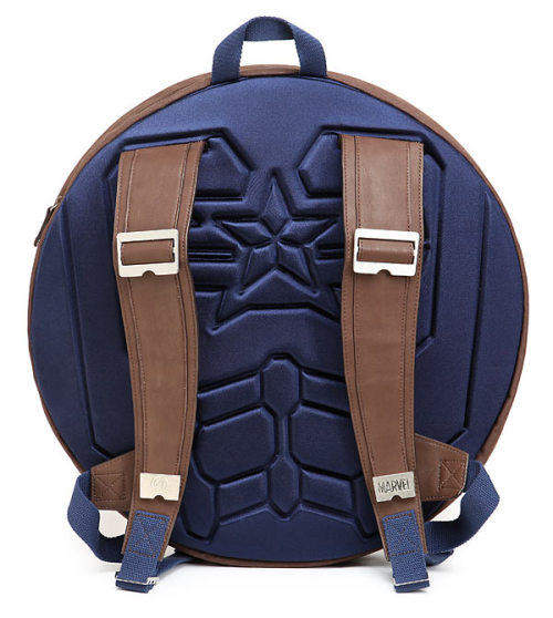 maxxfisher:ThinkGeek Captain America shield backpack