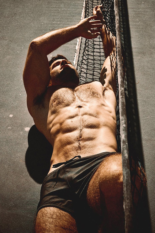 runningdiablo666:  malemayhem:    If you want more, please climb aboard @runningdiablo666